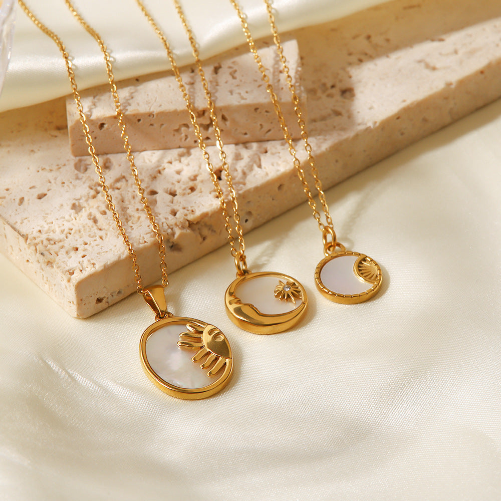 Collana con ciondolo ovale sole e luna in stile retrò francese in acciaio inossidabile placcato oro 18K per donna