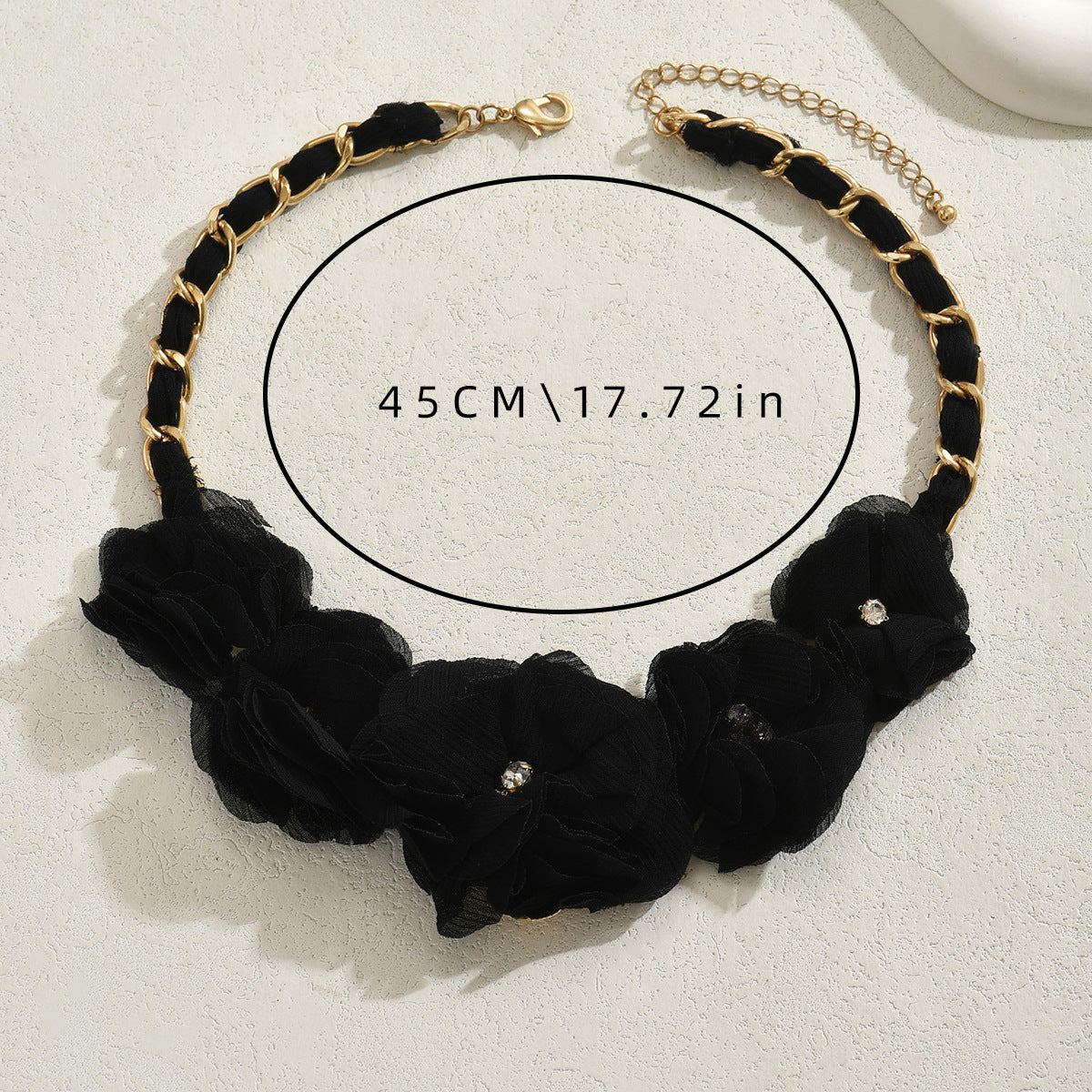 Minimalist Floral Pendant Necklace for Women with Rhinestone Inlay on Zinc Alloy Snake Chain Fashion Clavicle Jewelry