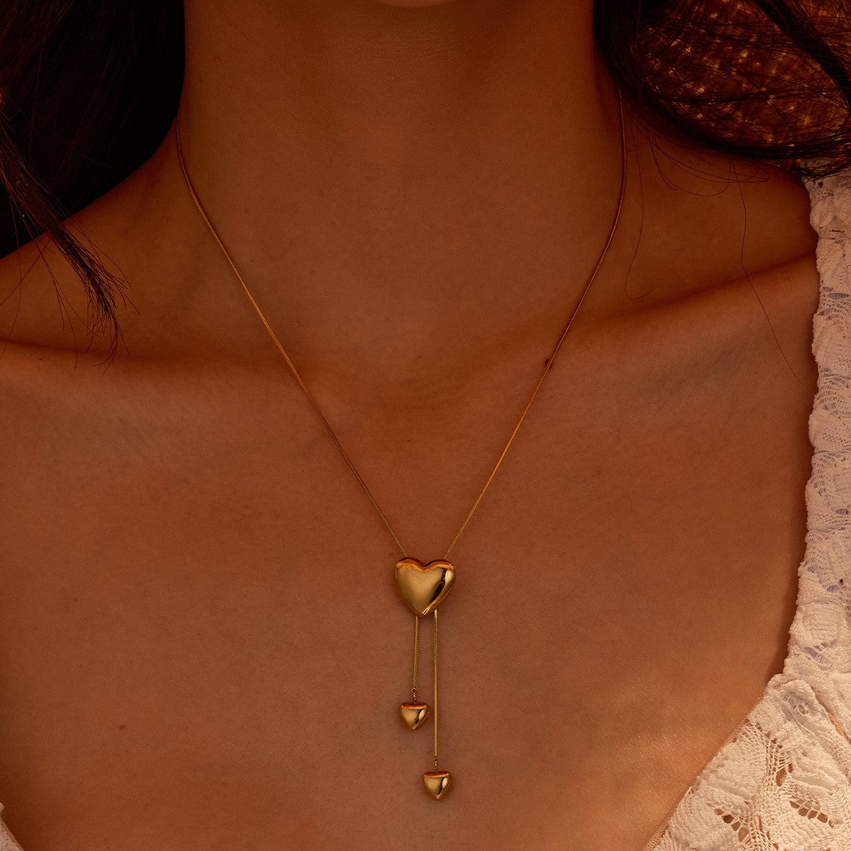 Minimalist Heart-Shaped Stainless Steel Necklace with 18K Gold Plating and Pearl Accent for Women