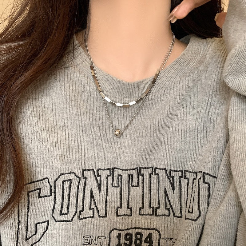Collar minimalista geométrico de doble capa con cuentas cuadradas y redondas para mujer, de acero titanio con acabado chapado, estilo cadena de serpiente