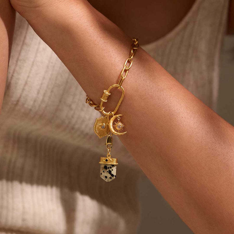 Cadena de bolas con barra colgante minimalista de acero inoxidable chapado en oro PVD con incrustaciones de circonita cúbica de sol, luna y estrella