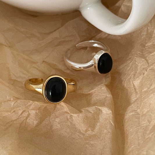 Anello da donna minimalista dolce in argento sterling 925 con agata nera geometrica intarsiata