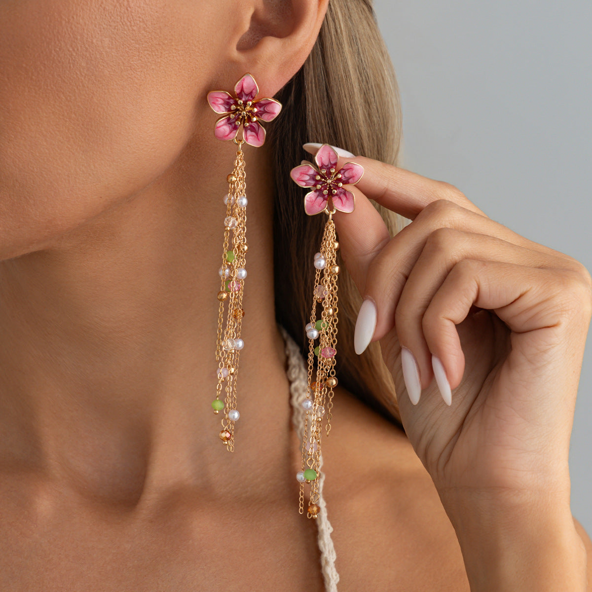 Sweet Casual Floral Drip Oil Zinc Alloy Earrings with Pearl Crystal Tassel for Women