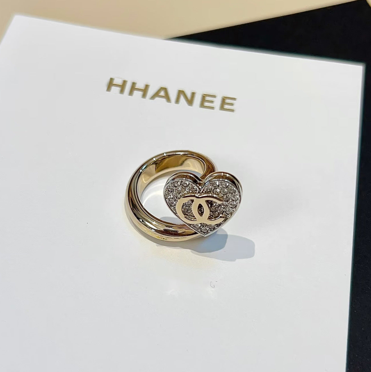 Gold Plated Brass Heart Letter Ring with Full Rhinestones for Women
