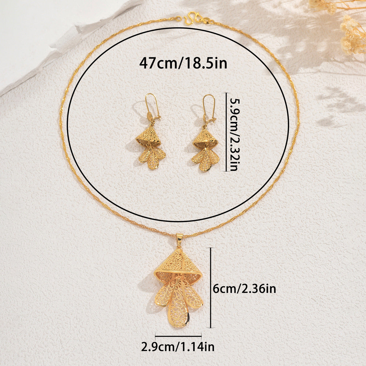 Conjunto de collar y pendientes con colgante floral de estilo lujoso para mujer en cobre con acabado chapado