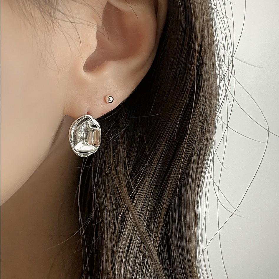 Minimalist Irregular Drop-Shaped 925 Sterling Silver Stud Earrings with Pearl Inlay and Geometric Edge Detail