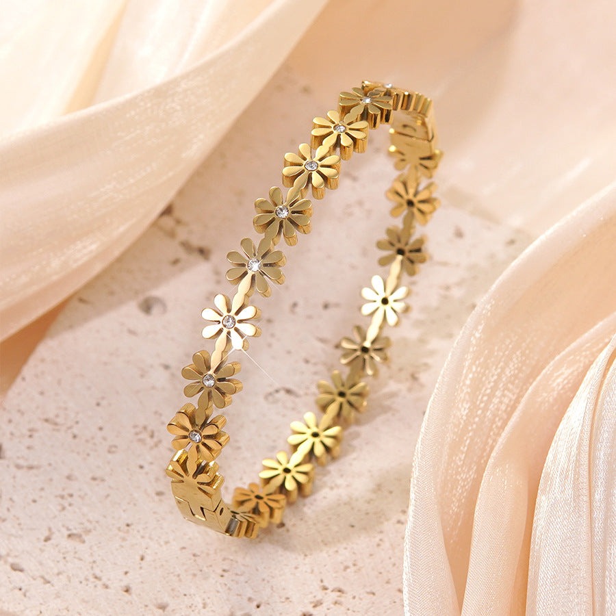 Luxury Round Geometric Stainless Steel Titanium Steel Gold Plated Diamond Bracelet for Women
