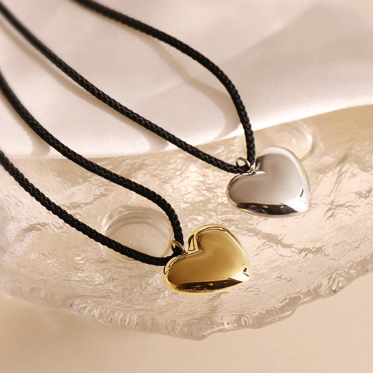 Minimalist 18K Gold Plated Titanium Steel Heart Pendant Necklace for Women