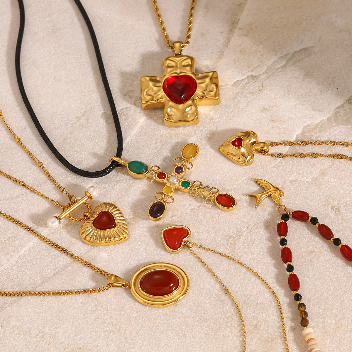 Collana con Pendente a Cuore alla Moda in Acciaio Inossidabile con Ciondolo in Acciaio al Titanio e Finitura Placcata per Donna