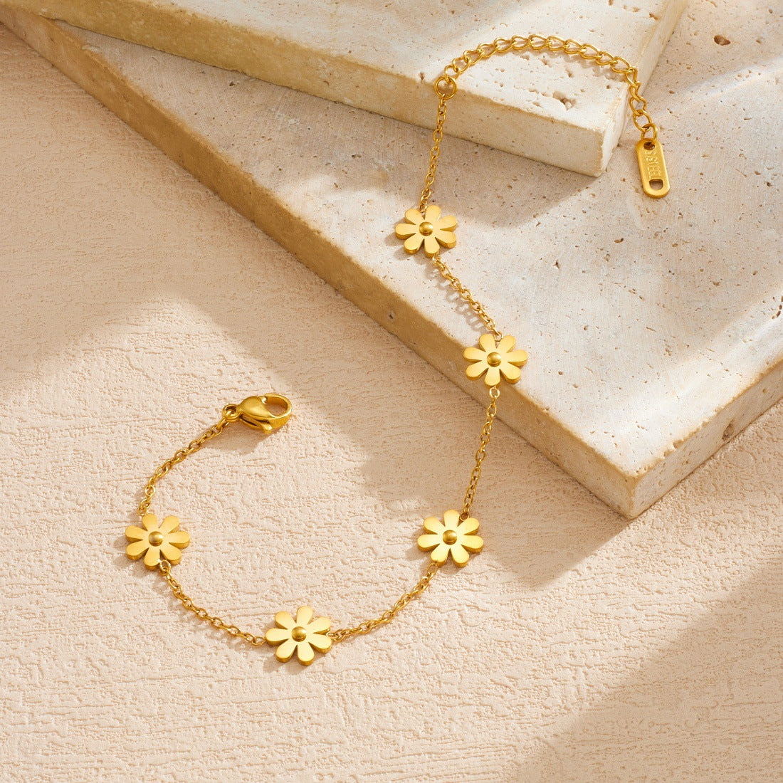 Minimalist Sweet Gold Plated Floral Stainless Steel Bracelet