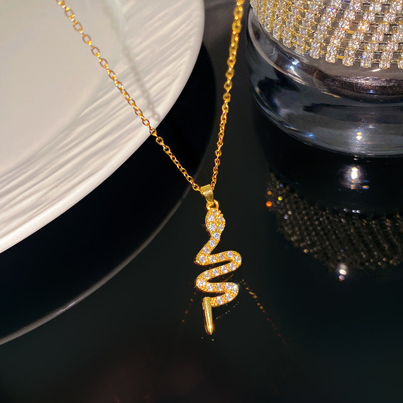 Sporty Sweet Evil Eye Floral Pendant Titanium Steel Necklace with Cable Chain