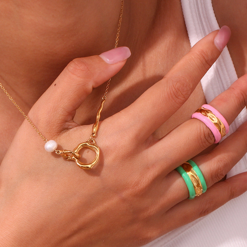 Collana a doppio cerchio con perle asimmetriche minimaliste da donna in acciaio inossidabile placcato oro 18 carati