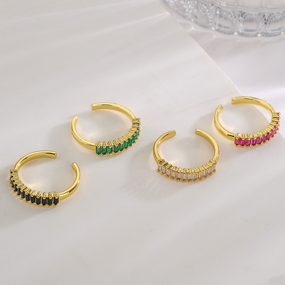 Anello da donna minimalista a T geometrico con intarsio in zirconi cubici e fascia in rame placcato oro