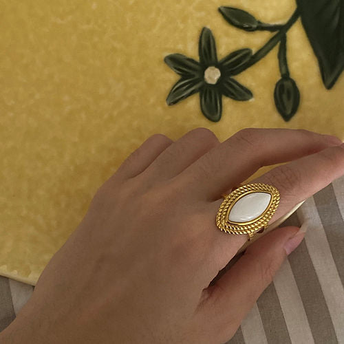 Anello da donna ovale in acciaio inossidabile placcato oro 18K vintage con agata geometrica