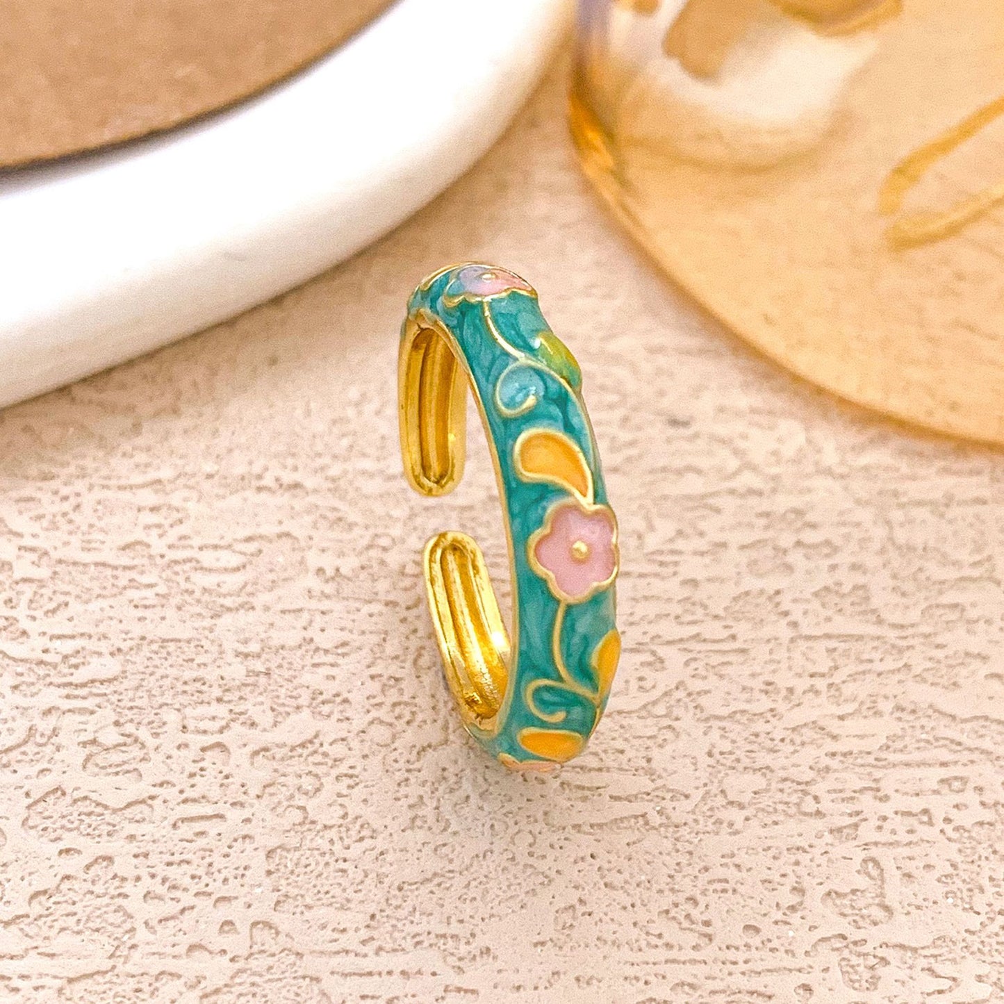 Sweet Elegant Gold Plated Enamel Floral Alloy Ring for Women