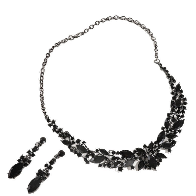 Elegant Floral and Teardrop-Shaped Alloy Necklace Set with Rhinestone Pendant, Plated Finish, for Women