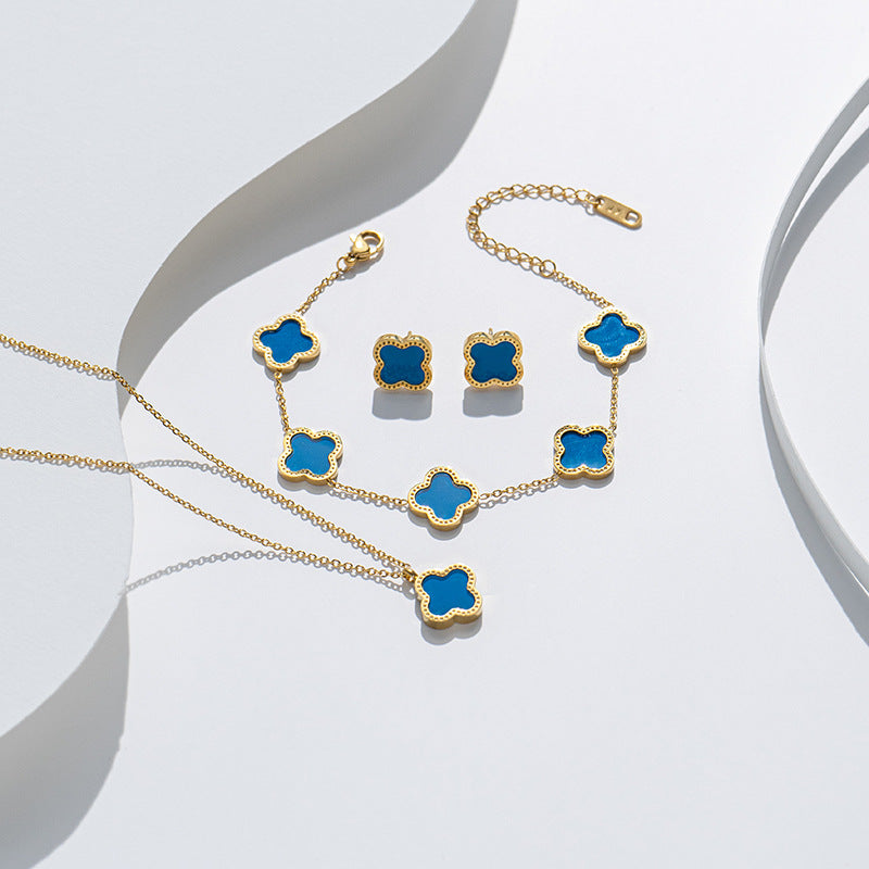 Set collana con pendente in acciaio al titanio a forma di quadrifoglio alla moda con catena a maglie per donna