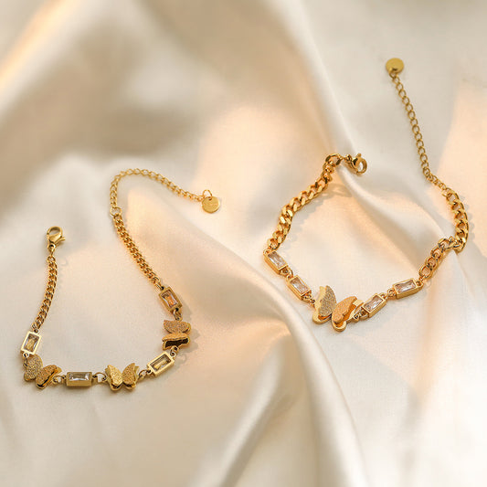 Bracciale da donna in acciaio al titanio con farfalla minimalista, placcatura in oro e intarsio di zirconi
