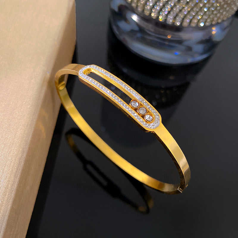 Vintage Elegant Geometric Micro-paved Cubic Zirconia Titanium Steel Bracelet for Women