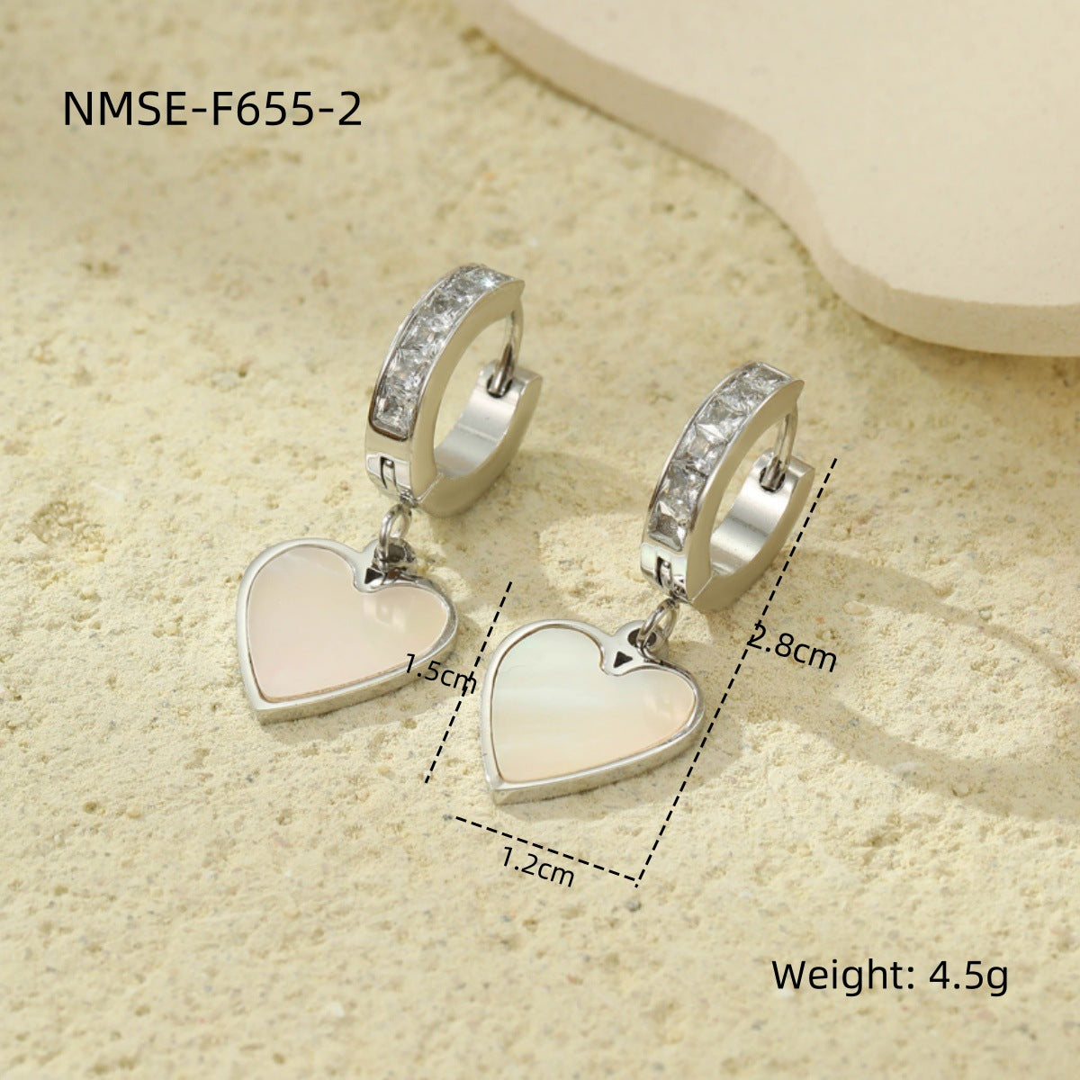 Orecchini da donna in acciaio al titanio a forma di cuore, stile vintage, con intarsio in zircone e placcatura in oro