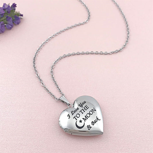 Natural Style Heart-Shaped Stainless Steel Pendant Necklace with Opening Photo Frame and Engraving Capability for Women