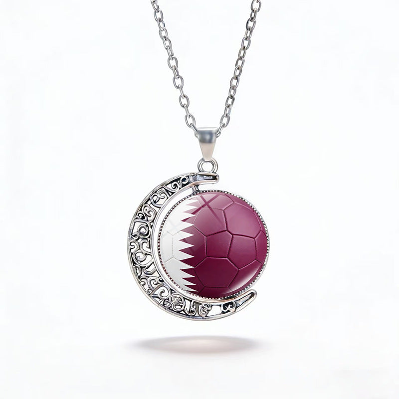 Casual Unisex Alloy Plated Moon Geometric Pendant Crystal Necklace