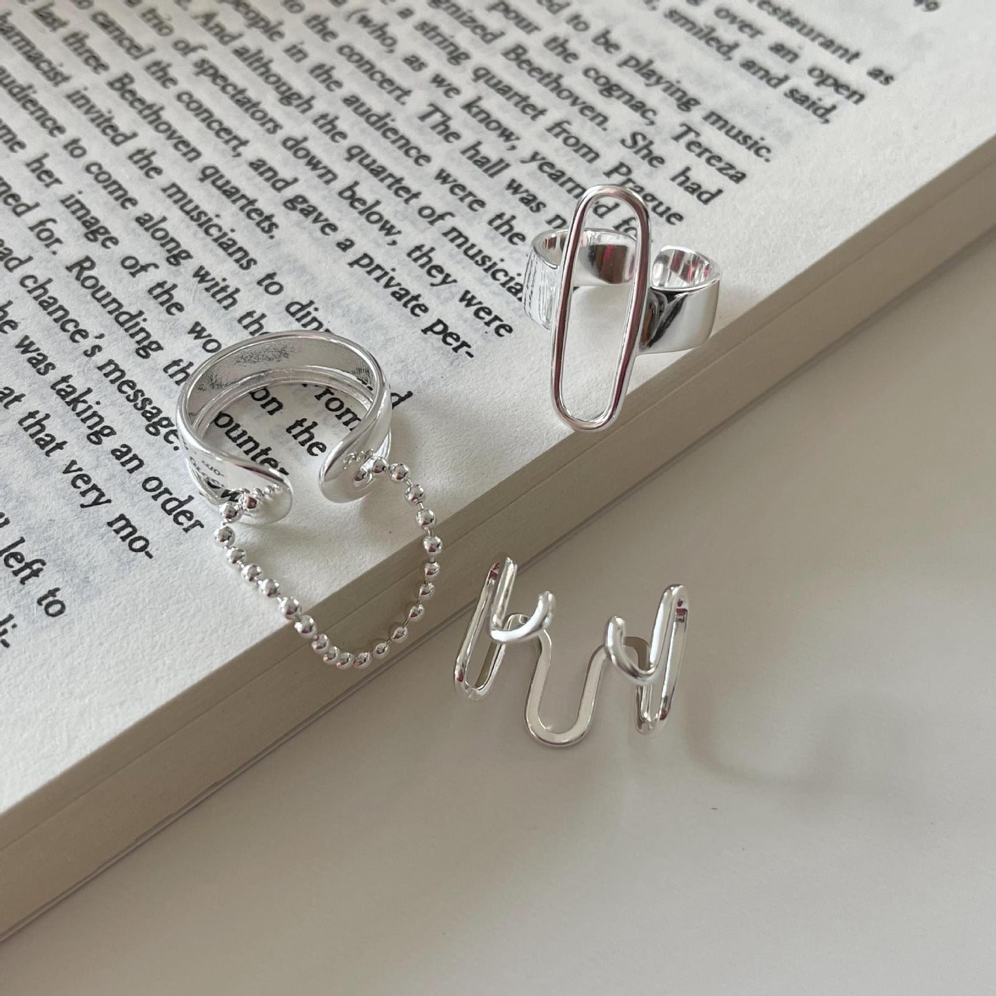 Anello da donna minimalista geometrico in argento sterling 925
