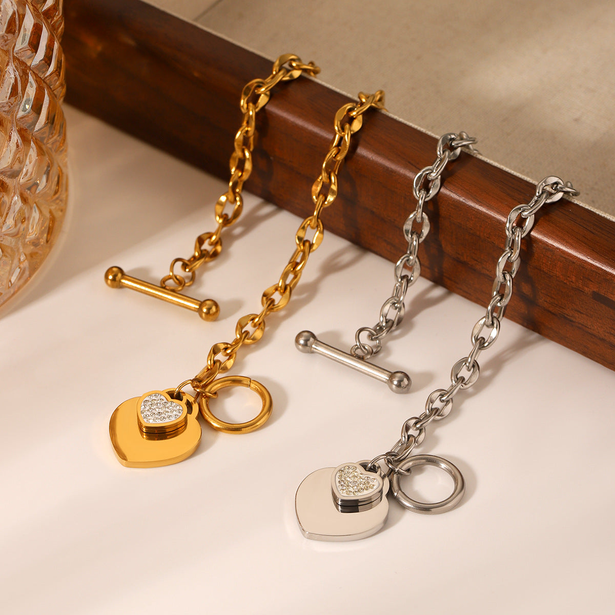 Ins Style Heart-Shaped Stainless Steel Bracelet with Plated Finish for Women