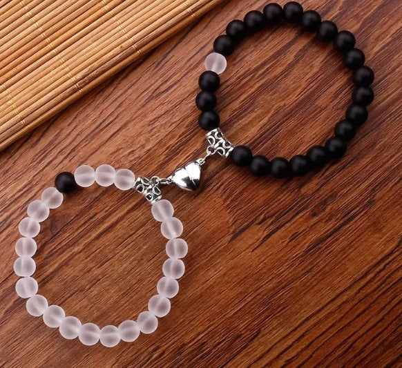 Geometric Round Black Agate Beaded Snake Chain Bracelet with Magnetic Heart Clasp for Unisex