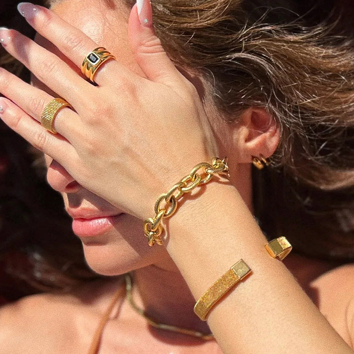 Anello geometrico di lusso placcato oro 18 carati bracciale in acciaio inossidabile da donna gioielli di moda per il pendolarismo