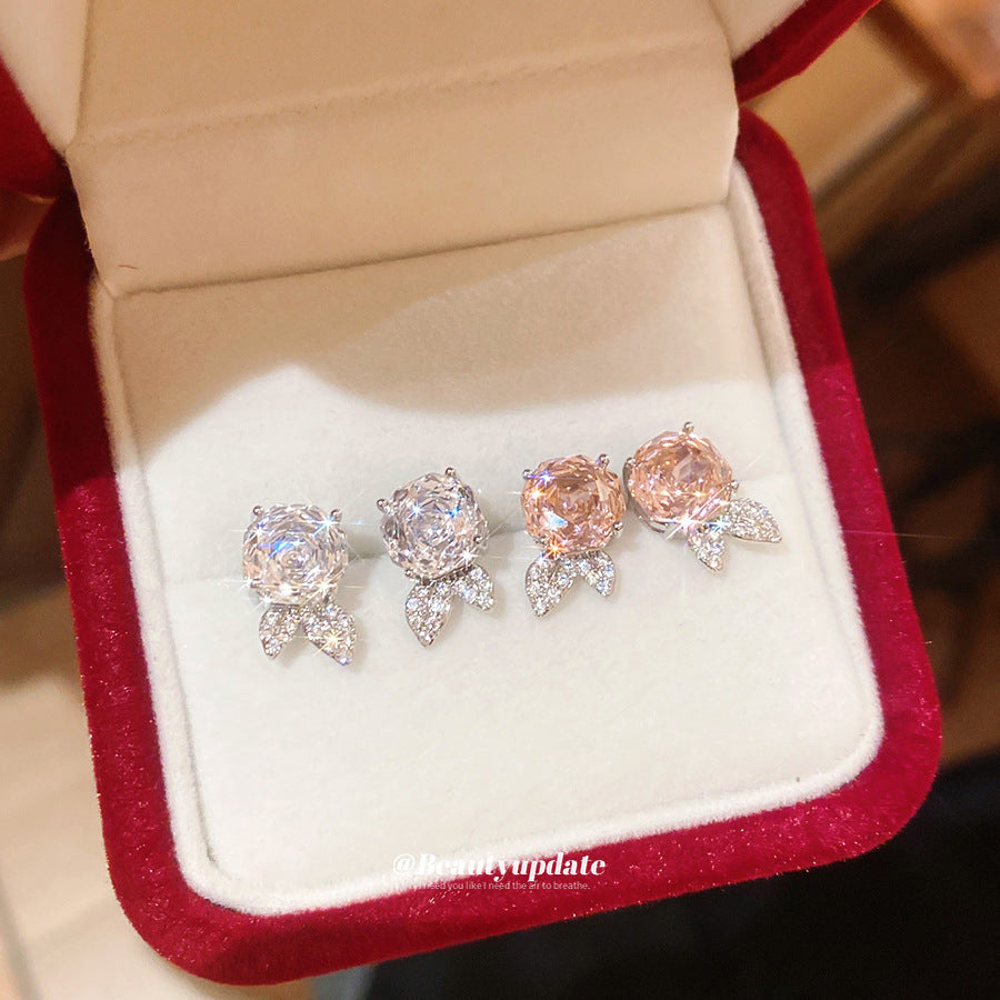Elegantes pendientes de circonitas con forma floral para mujer en acero inoxidable con diseño minimalista de lujo