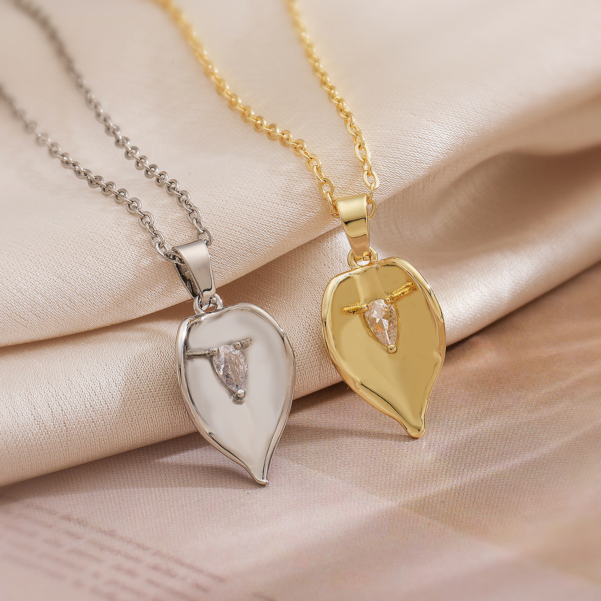 Minimalist Leaf-Shaped Copper Pendant Necklace with Genuine Gold Plating and Zircon Inlay for Women