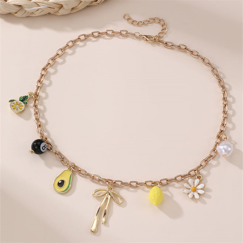 Collana a forma di fiocco minimalista in lega per bambine con finitura smaltata, catena regolabile con perline rotonde, collana con ciondolo stile principessa per bambini