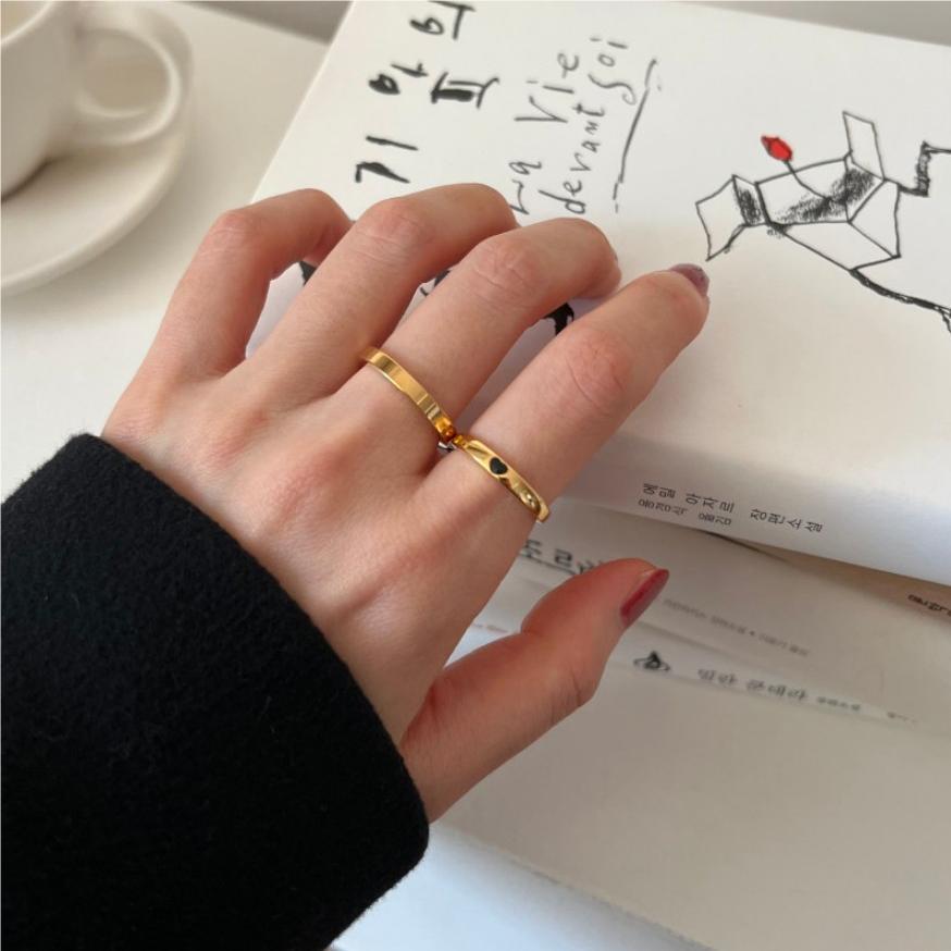 Minimalist Heart-Shaped S925 Sterling Silver Ring with Geometric Design for Women