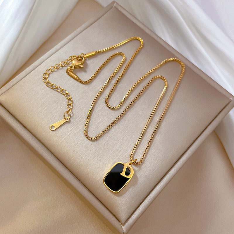 Minimalist Geometric Titanium Steel D-Shape Pendant Necklace for Women and Men with Gold Plating Locket Chain