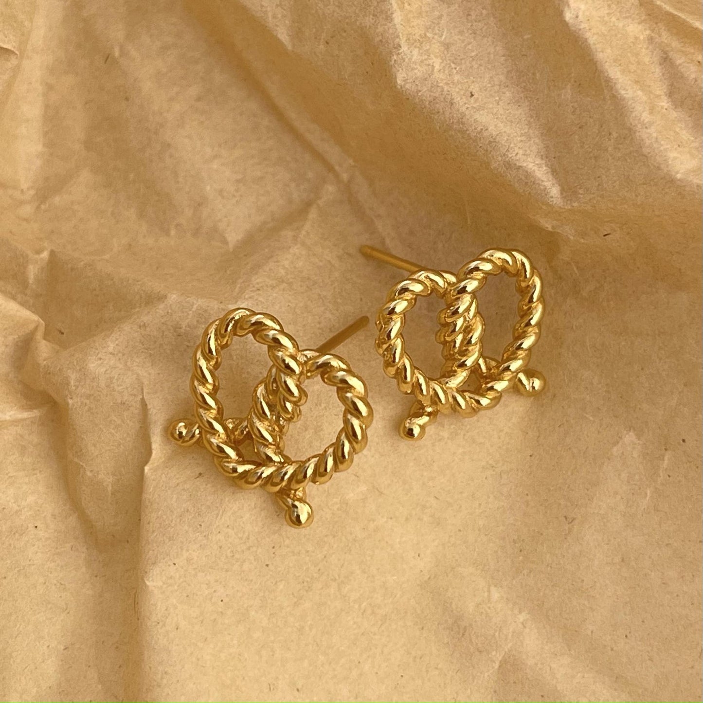 Minimalist Twisted Knot Heart Stud Earrings in 925 Sterling Silver with Gold Plating