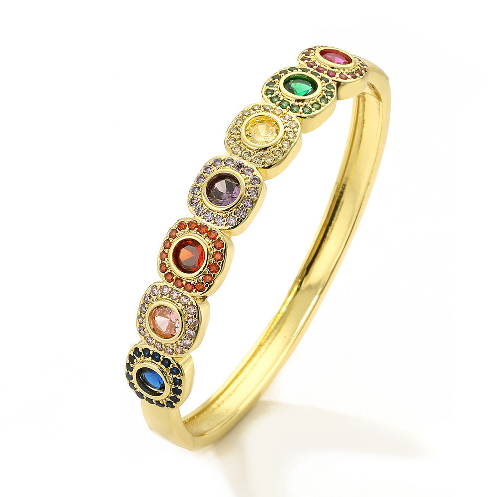 Bracciale Geometrico Minimalista in Rame con Placcatura in Oro e Intarsio in Zirconi da Donna