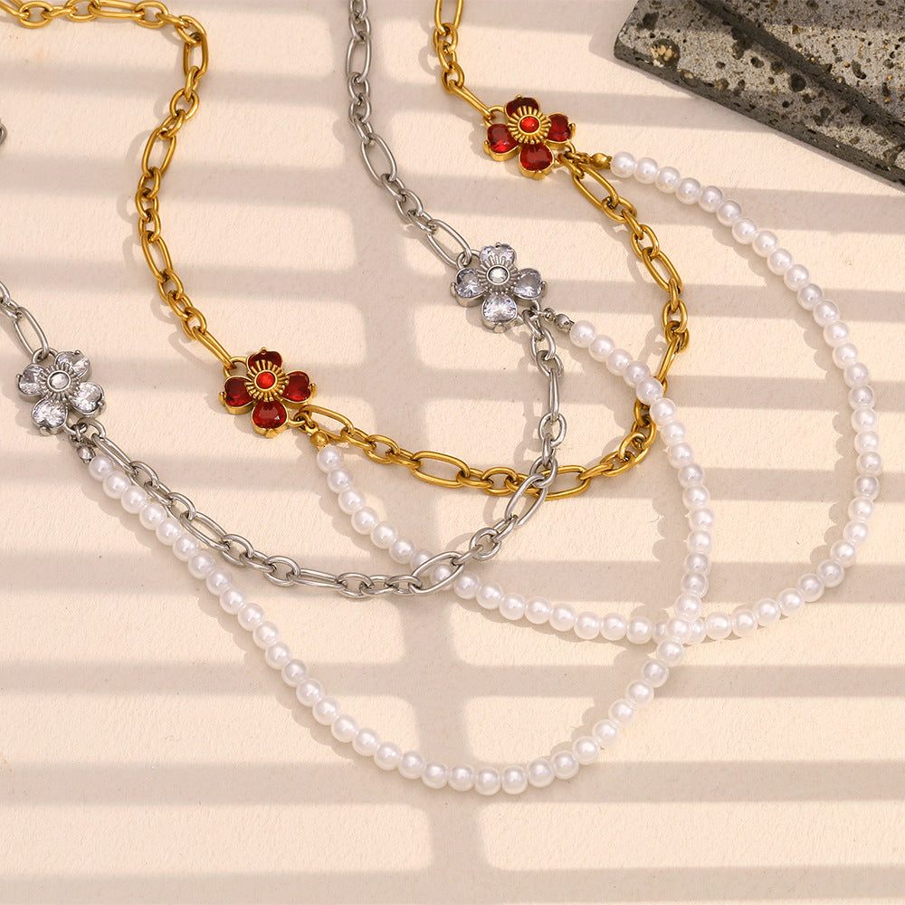 Fashionable Floral-Shaped Stainless Steel Pendant Necklace with 18K Gold Plating and Imitation Pearl Accents for Women