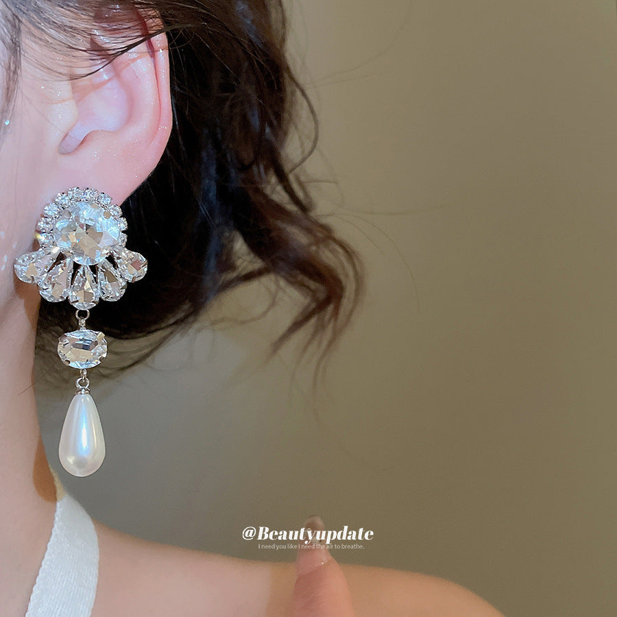 Orecchini da donna pendenti a goccia eleganti e minimalisti con perle e strass, perni in argento sterling 925