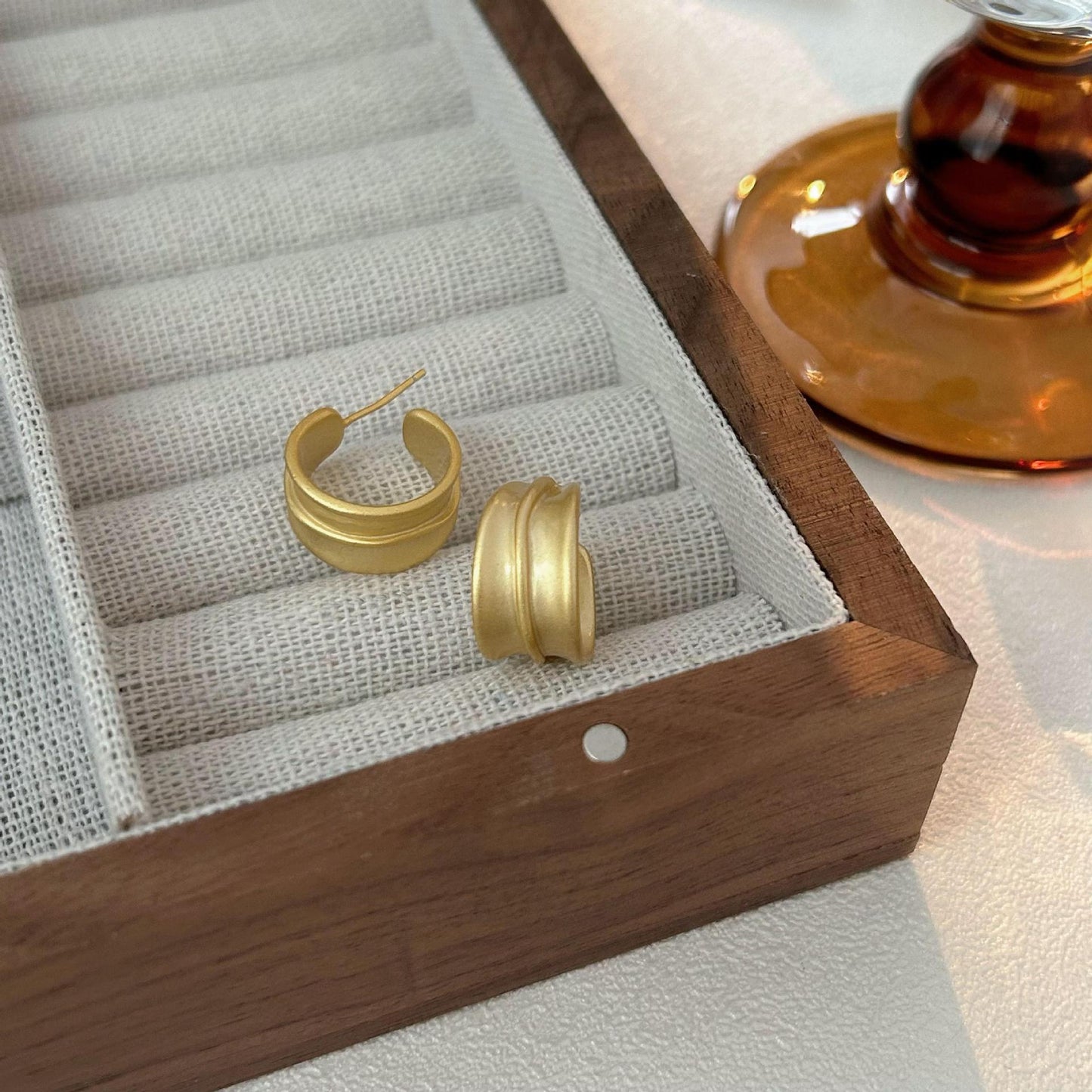 Orecchini geometrici placcati opachi minimalisti in argento sterling 925