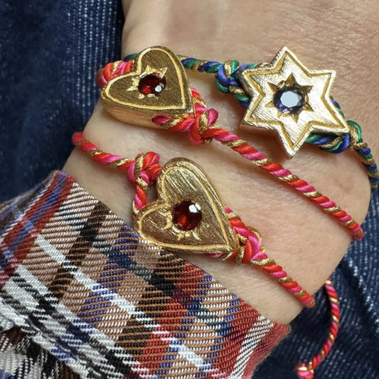 Vintage Tarot Card Charm Bracelet for Women with Rhinestone Accents and Enamel Detailing on Geometric Pendant, Adjustable Cord Bracelet