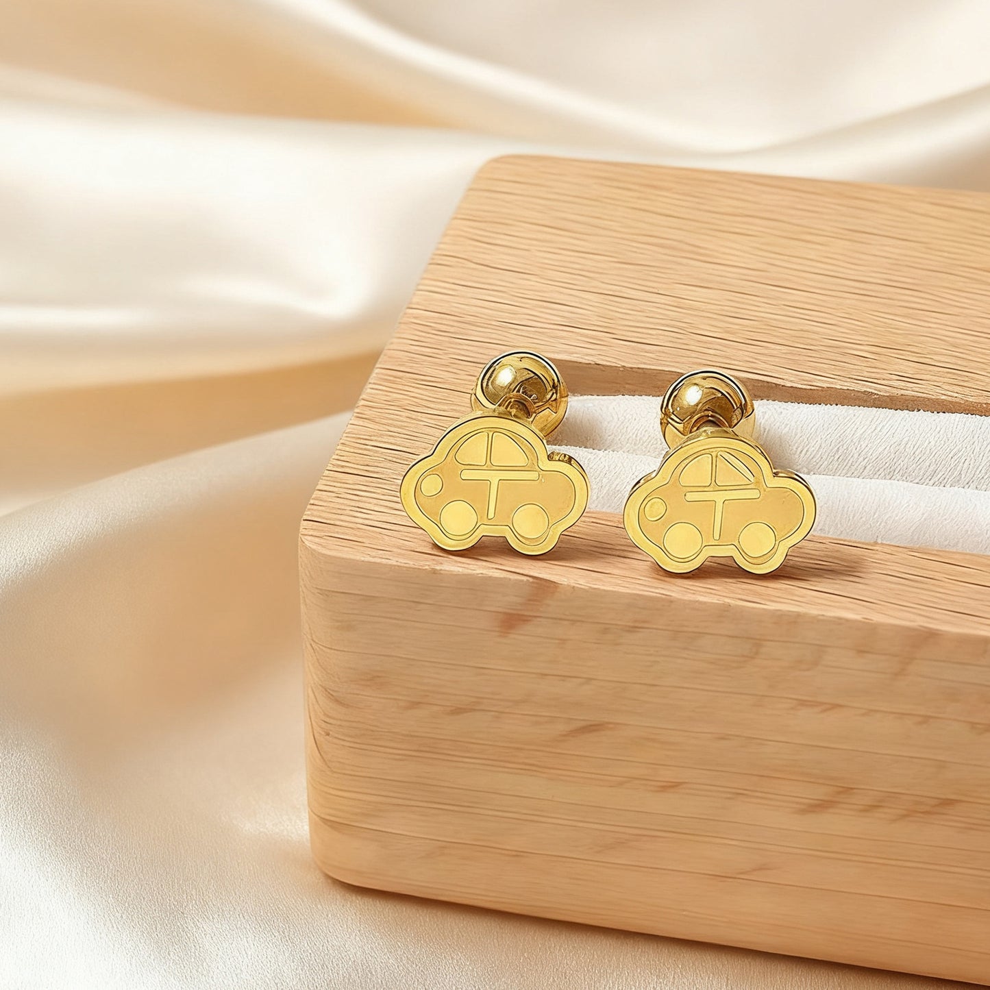 Orecchini a perno da donna in acciaio inossidabile placcati oro, di lusso, casual, a forma di animale