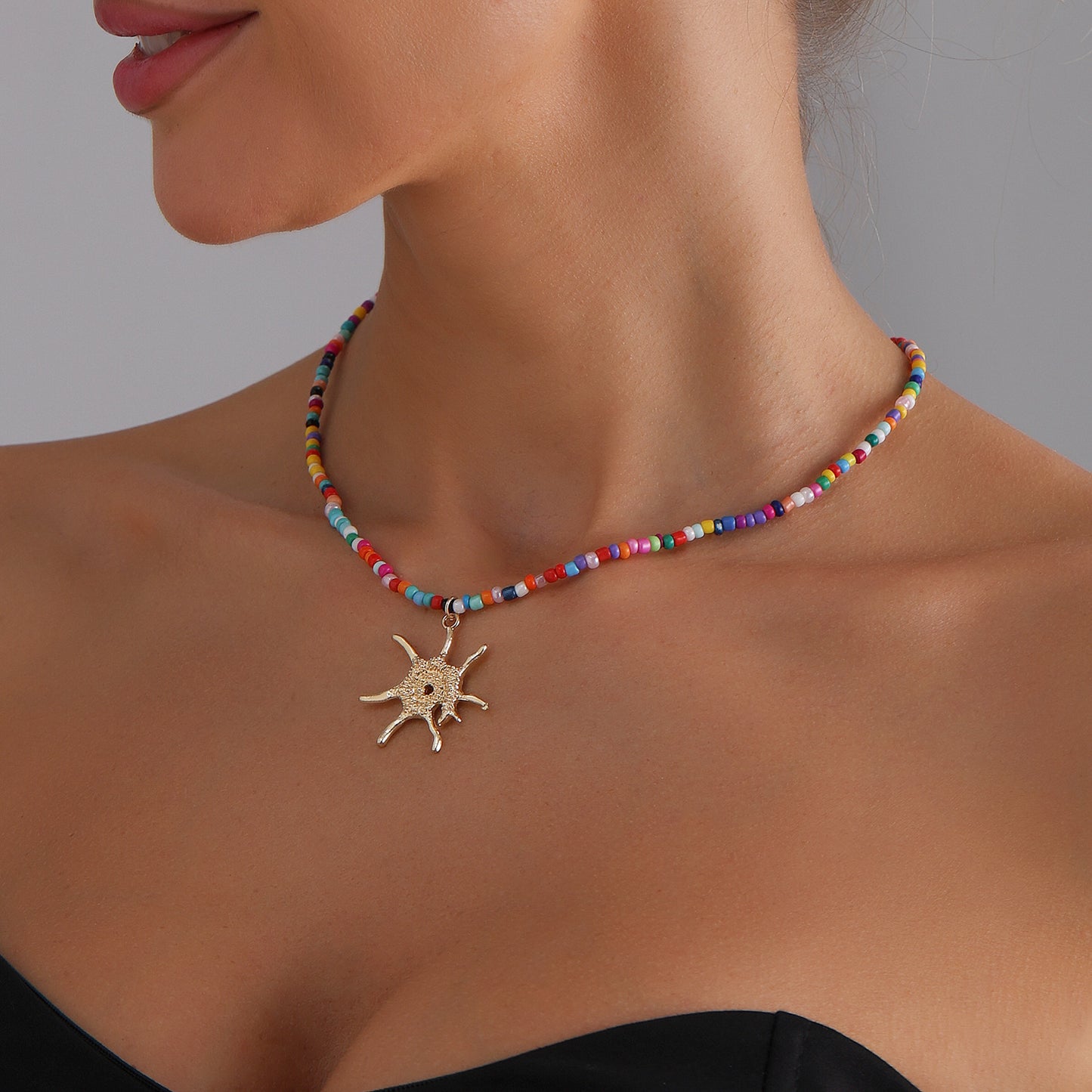 Bohemian Vintage Style Geometric Starfish Pendant Necklace for Women with Alloy Body and Electroplated Finish
