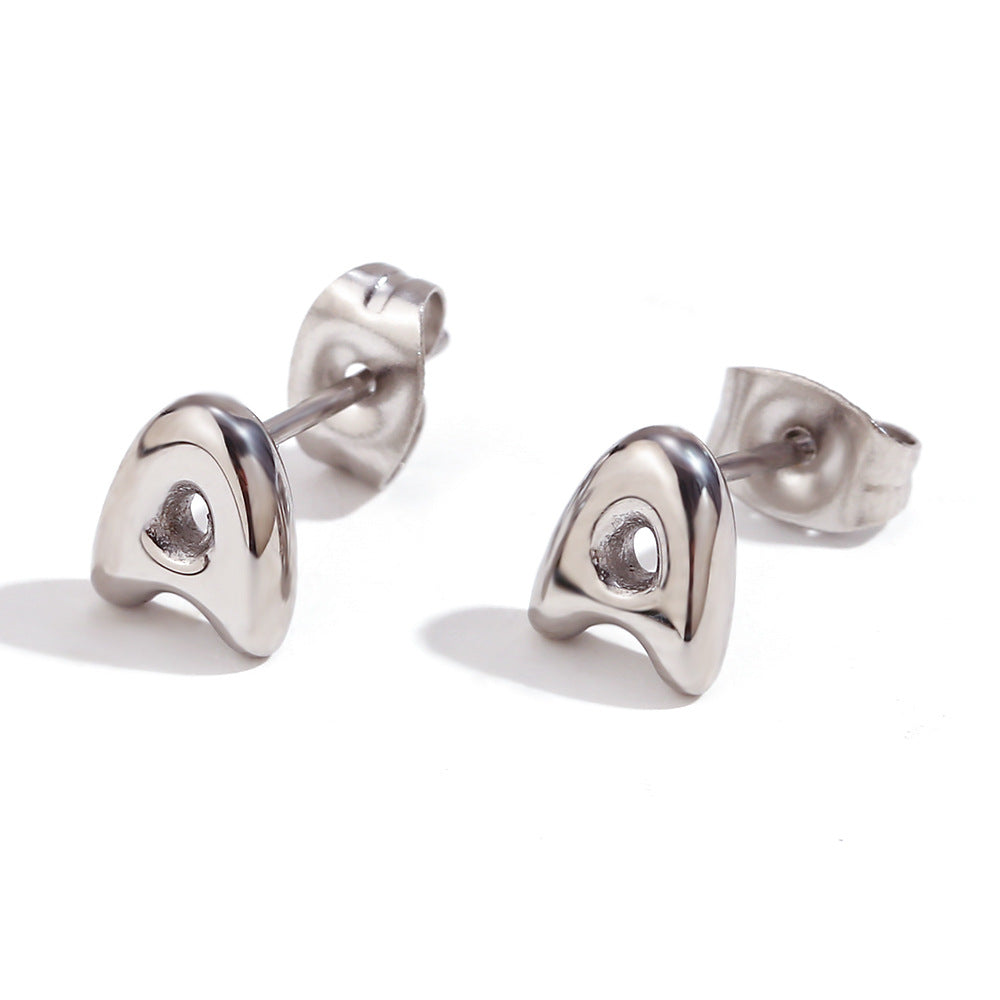Orecchini a perno da donna con lettera geometrica moderna minimalista in acciaio al titanio placcato oro 18K