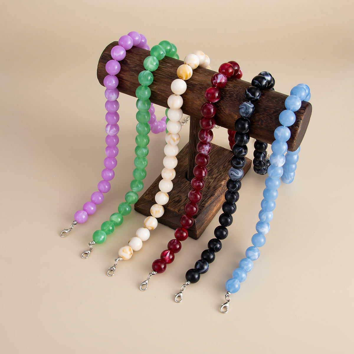Minimalist Geometric Round Acrylic Beaded Necklace for Women