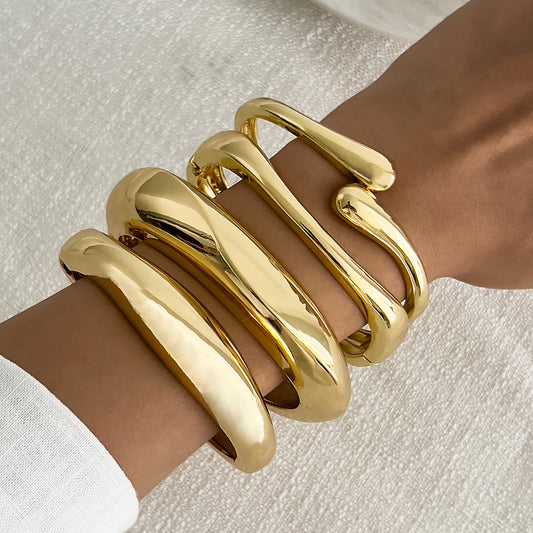 Minimalist Open Bangle Bracelet for Women with Polished Alloy Construction and Spring Clasp