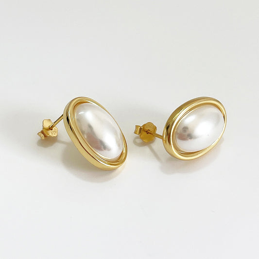 Orecchini Minimalisti in Argento Sterling 925 Placcato Oro con Intarsio di Perle a Goccia Ovale