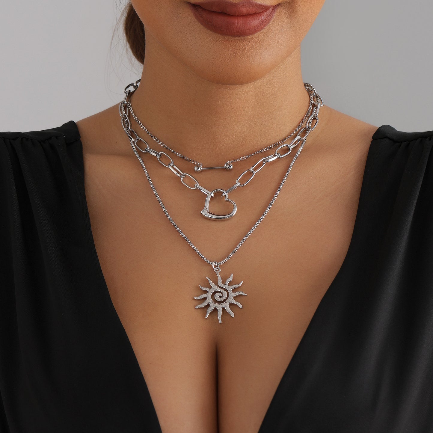 Minimalist Gold Plated Alloy Sunflower Heart Geometric Multi-Layer Necklace for Women