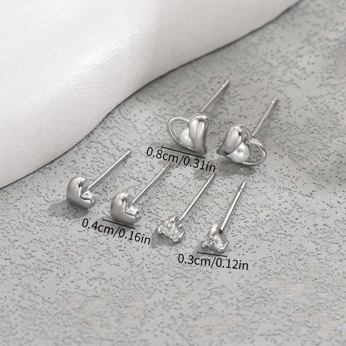Pendientes de Cobre en Forma de Corazón con Perlas Incrustadas Estilo Bosque Dulce para Mujer con Postes de Acero Inoxidable