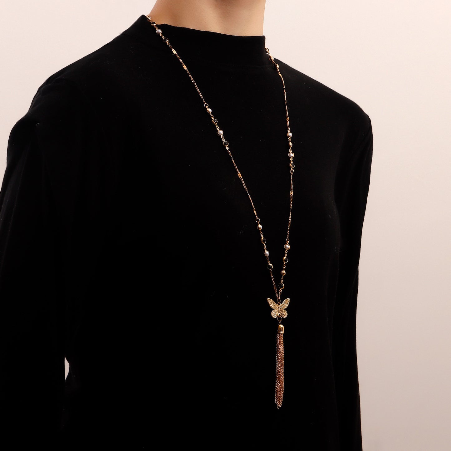 Minimalist Butterfly Pendant Necklace with Long Fringe Tassel for Women Alloy Chain Electroplated Geometric Design Collarbone Layered Sweater Chain